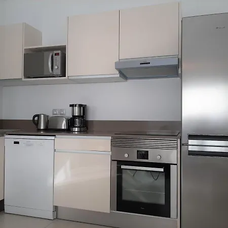 De Standing Au Coeur De Saint-jean-de-luz, A 200m De La - Fr-1-239-595 סן-ז'אן-דה-לוז