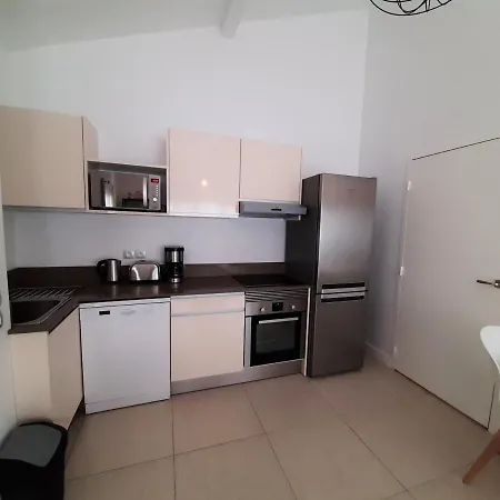 De Standing Au Coeur De Saint-jean-de-luz, A 200m De La - Fr-1-239-595 דירה